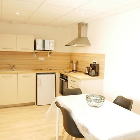 Appartement Avec Chambre - Entree Spa Incluse Bourbon-Lancy Eksteriør bilde