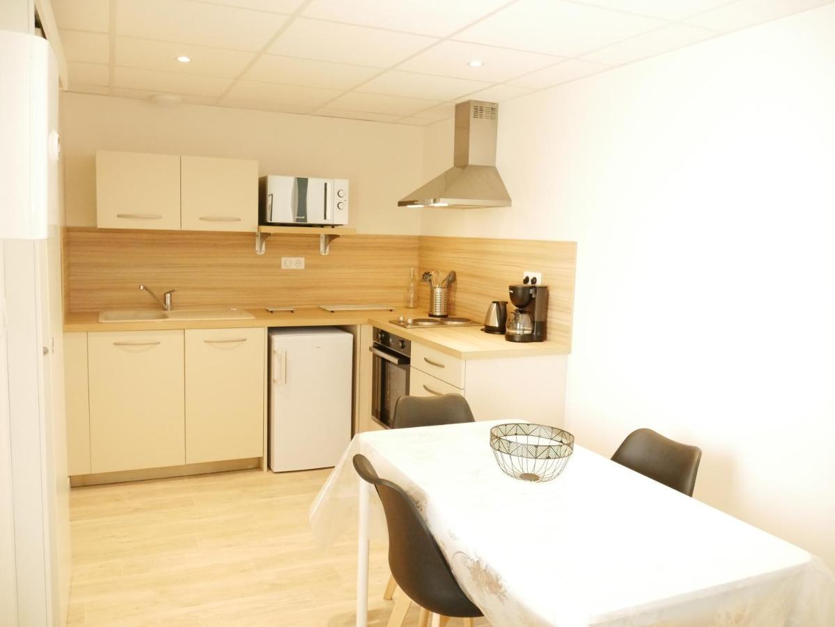 Appartement Avec Chambre - Entree Spa Incluse Bourbon-Lancy Eksteriør bilde